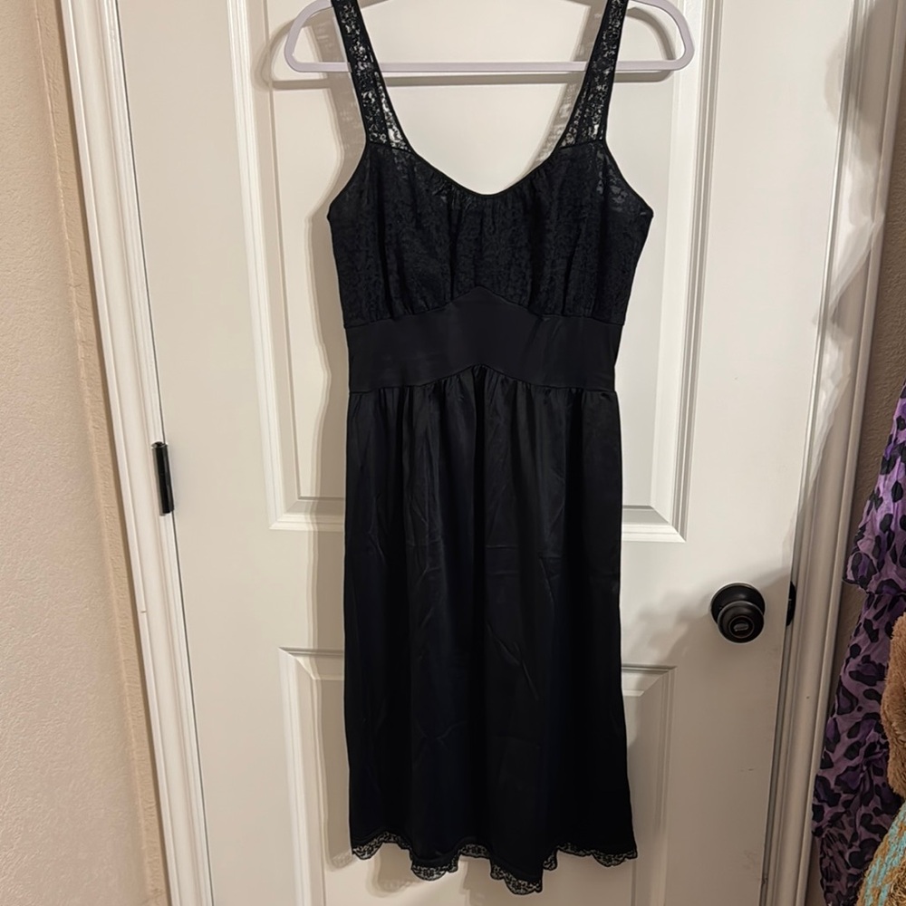 Elegant Black Lace Dress